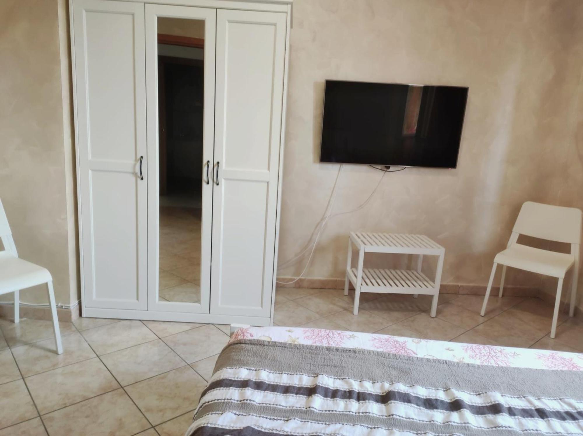 Alloggio Alfa - Central Apartment Civitavecchia Exterior photo